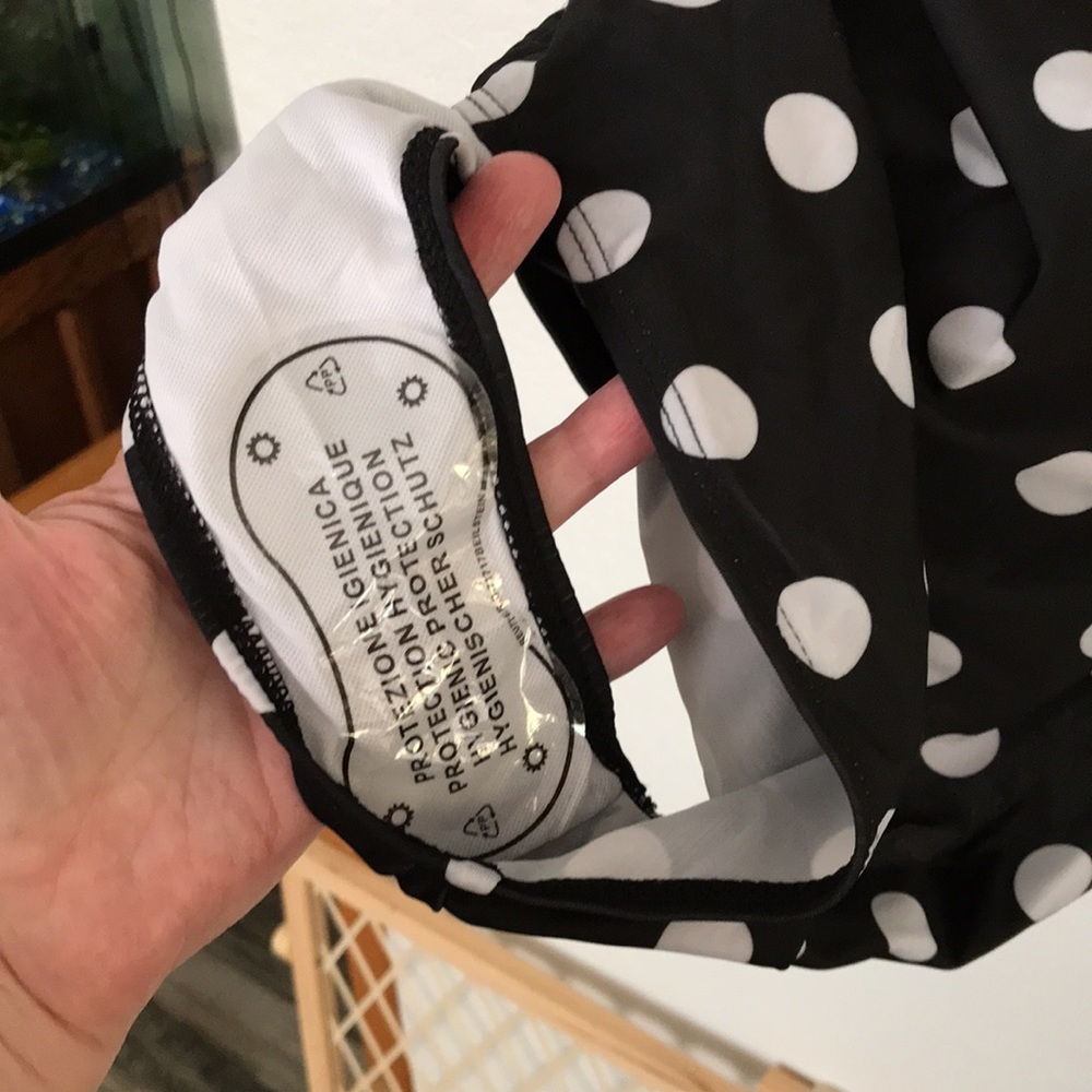 🖤NEW BLACK W/WHITE POLKA DOTS ONE PIECE SUIT PUSH UP BRA W/UNDERWIRES XL NWOT - Picture 7 of 7